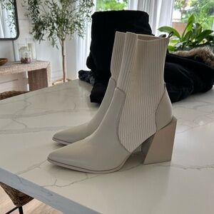 Steve Madden Tackle Bone Leather Boot